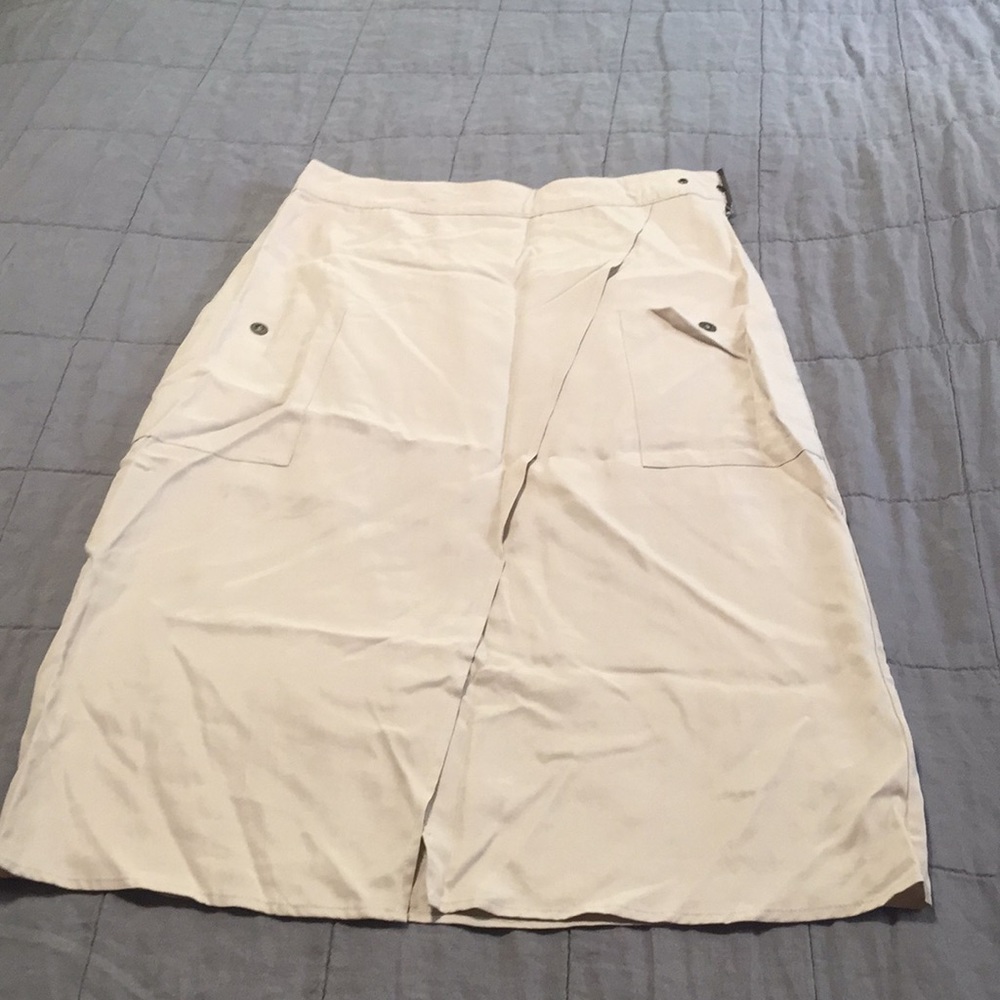 NWT kimchi blue urban outfitters tan midi cargo skirt 10